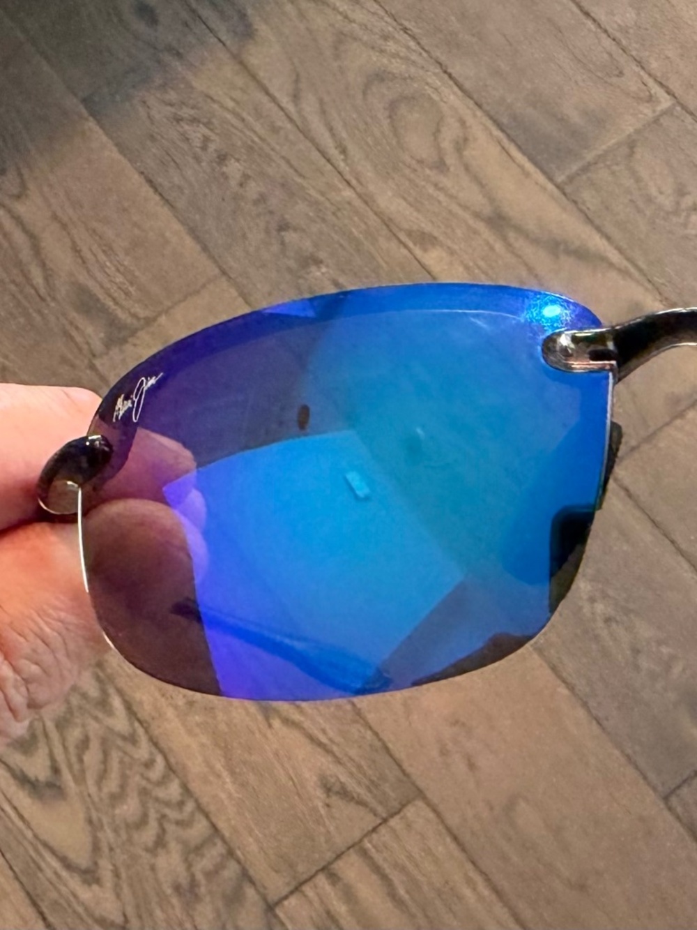 Maui Jim Ho'okipa Blue Hawaii Polarized Sunglasses (B407-11S) – Large